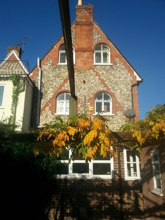 Rowlands Castle No 41 Bed & Breakfast Rowland's Castle Екстериор снимка